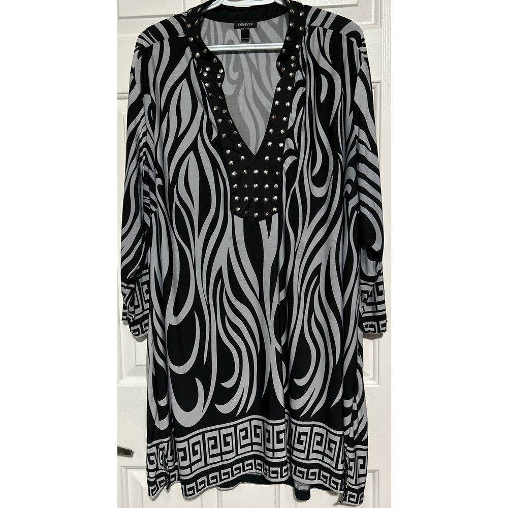 Forever Women's Black Gray Studded V-Neck Long Sleeve Dress No Size‎